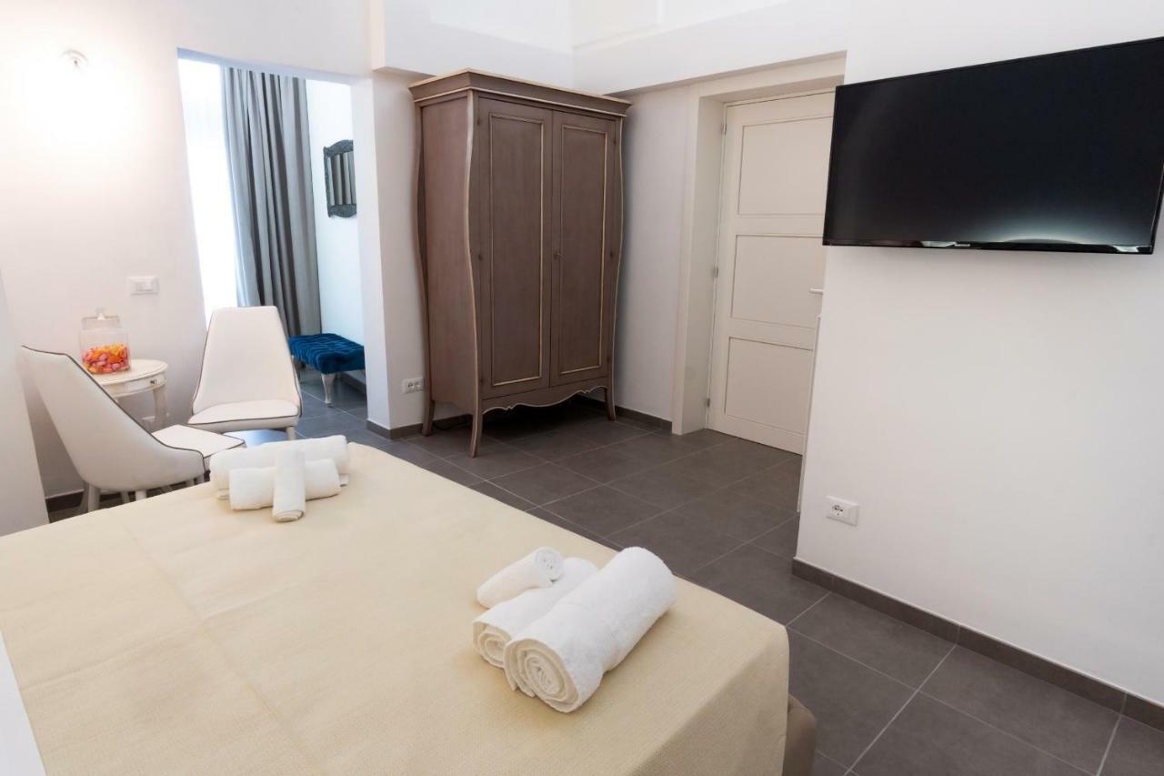 Le Stanze Del Duomo Bed & Breakfast Lecce Eksteriør bilde